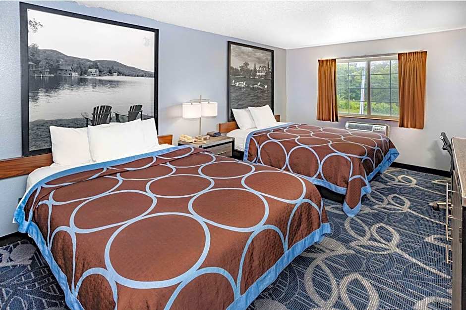 Super 8 by Wyndham Johnstown/Gloversville