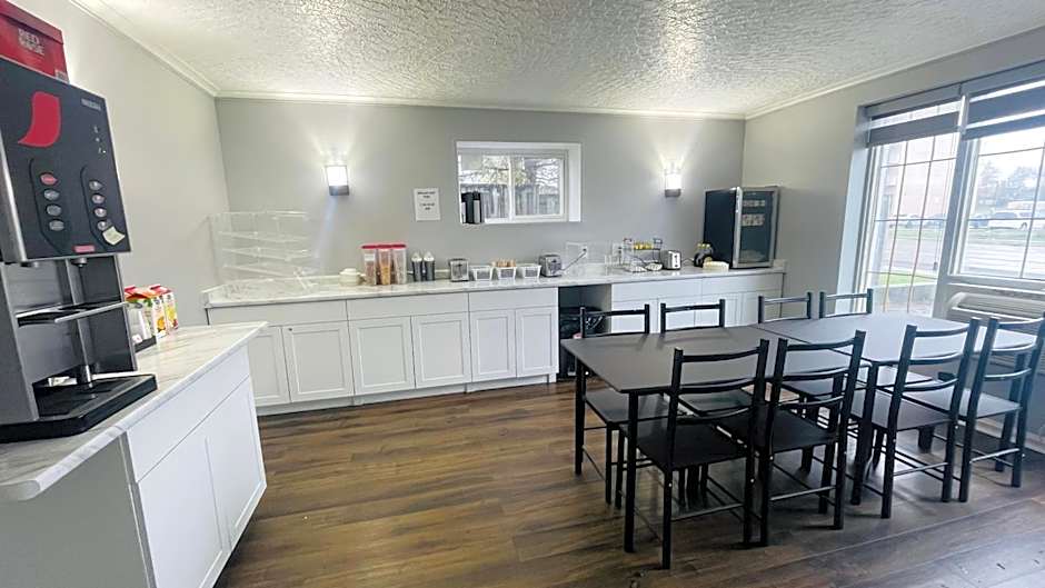 Falls Lodge & Suites