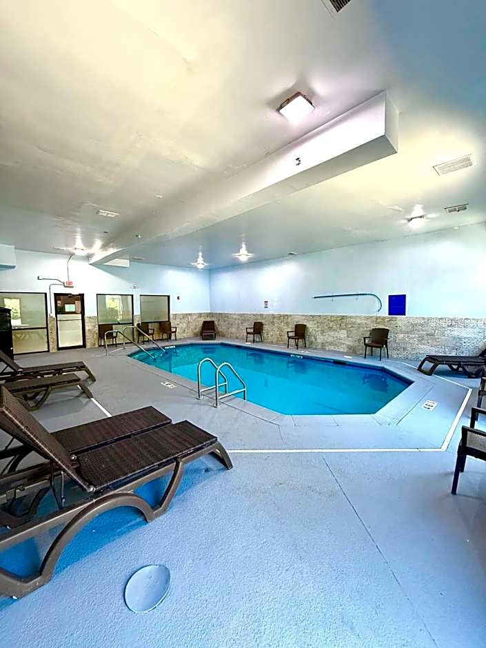 Ramada by Wyndham Glendale Heights/Lombard