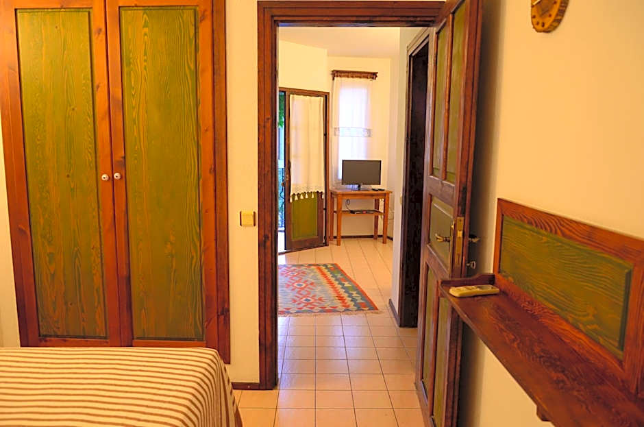 Olive Garden Apart Hotel