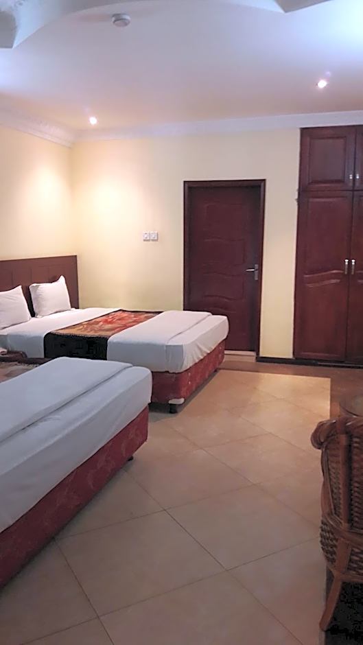 Biraj International Hotel