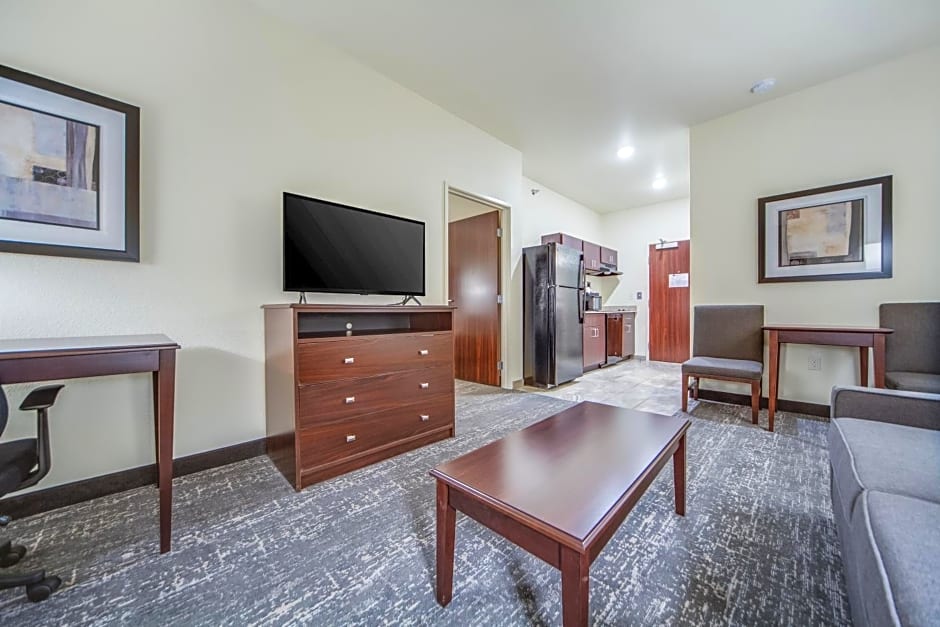 Cobblestone Hotel & Suites - Cozad