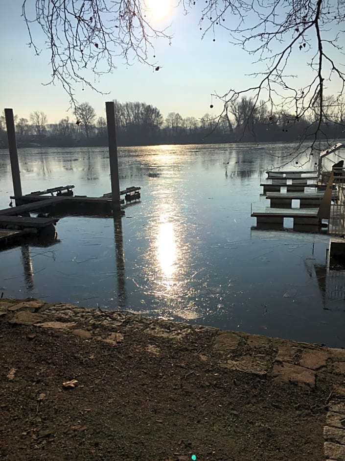 Schmuckkästle am Hafen