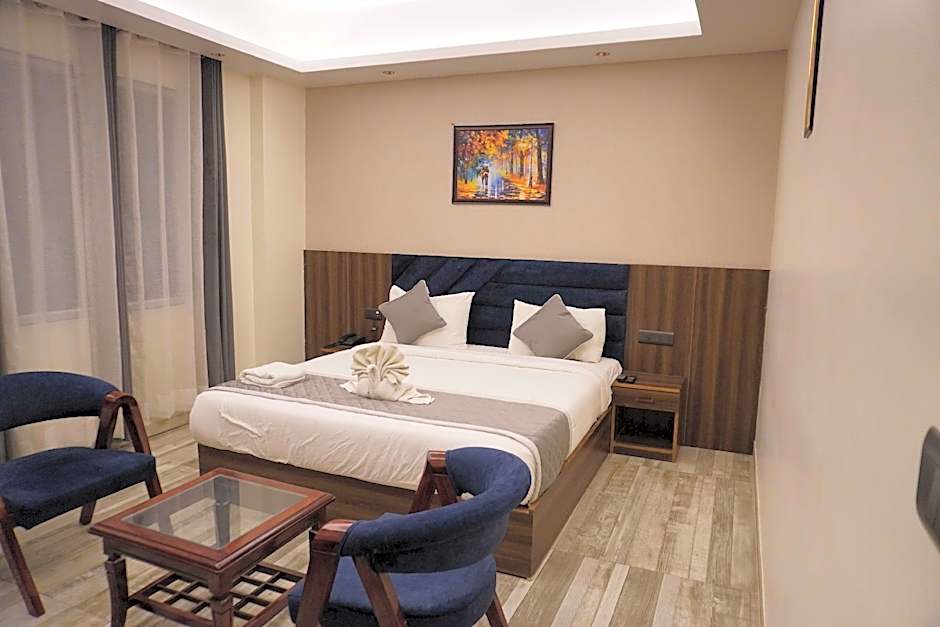 Raksha Suites & Banquet Greater Noida