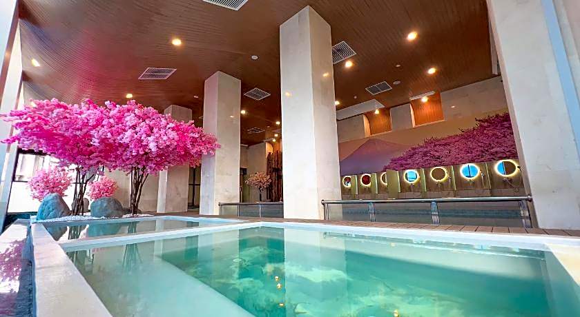 The Yanné, Onsen Hotel