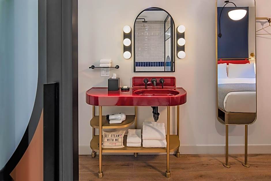 Moxy NYC Lower East Side