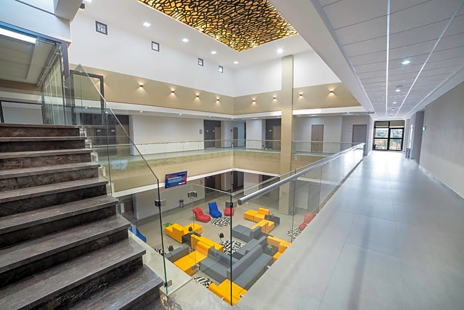 TH HOTEL & VIVIENDA