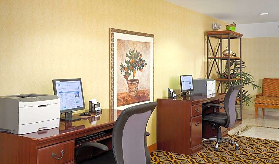 Holiday Inn Express Sacramento Convention Center