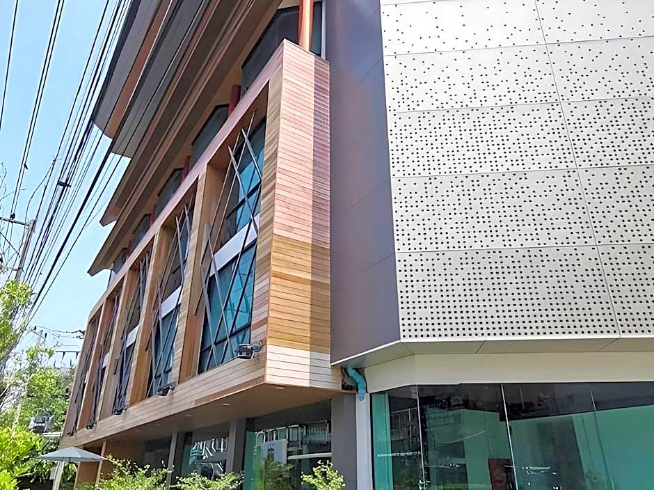 Holatel Phitsanulok