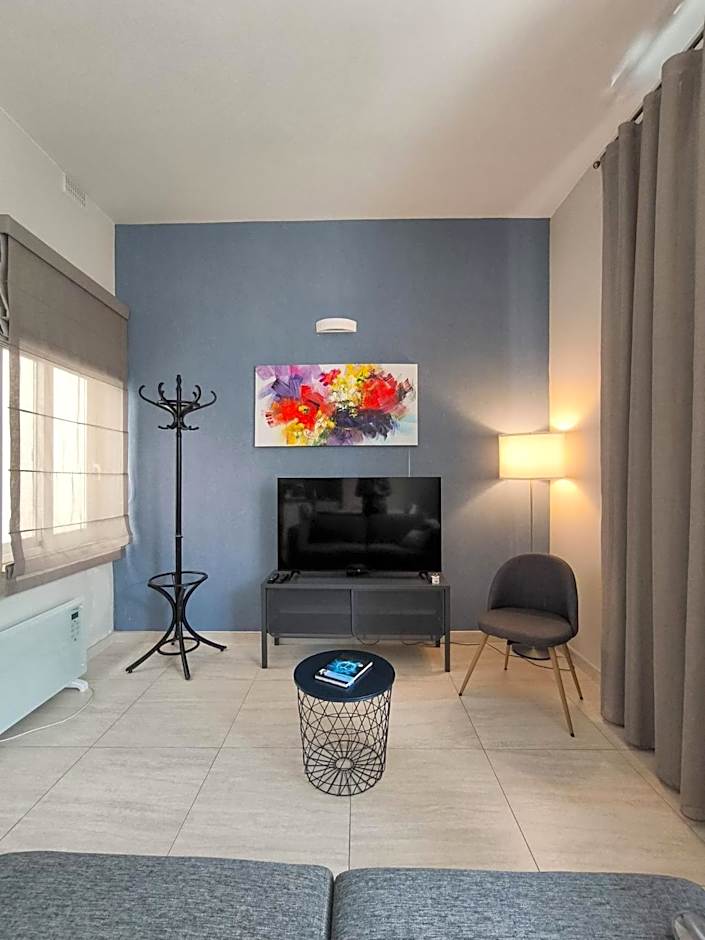 D Townhouse Boutique Suites