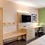 Holiday Inn Express & Suites Ft Myers Beach-Sanibel Gateway By IHG