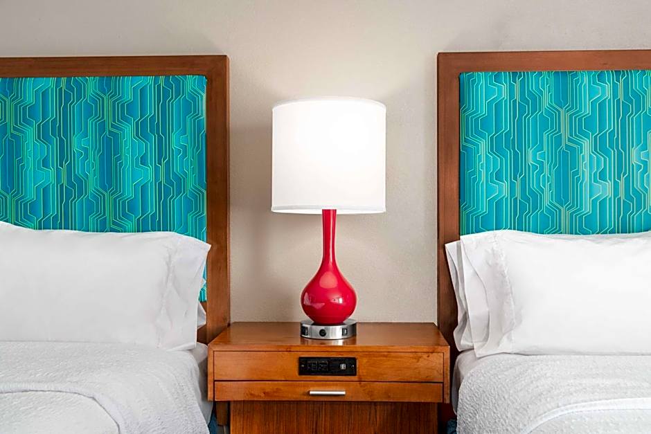 Hampton Inn By Hilton Martinsburg