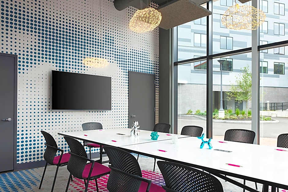 Aloft Portland Downtown Waterfront ME