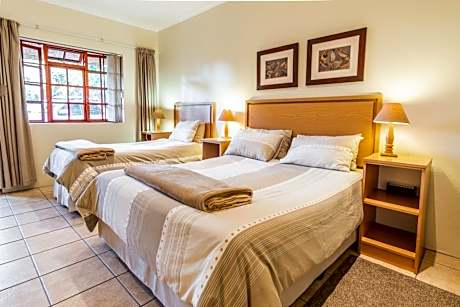Standard Double Room with bath and shower