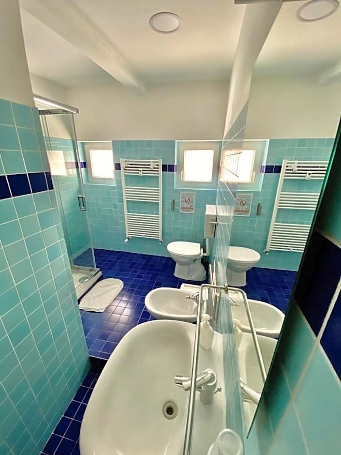 Francis Superior Rooms