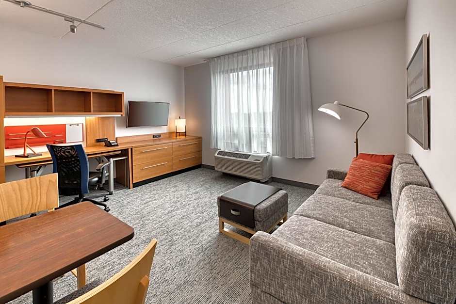 Photo 1 of 6 of 1 Bedroom Suite