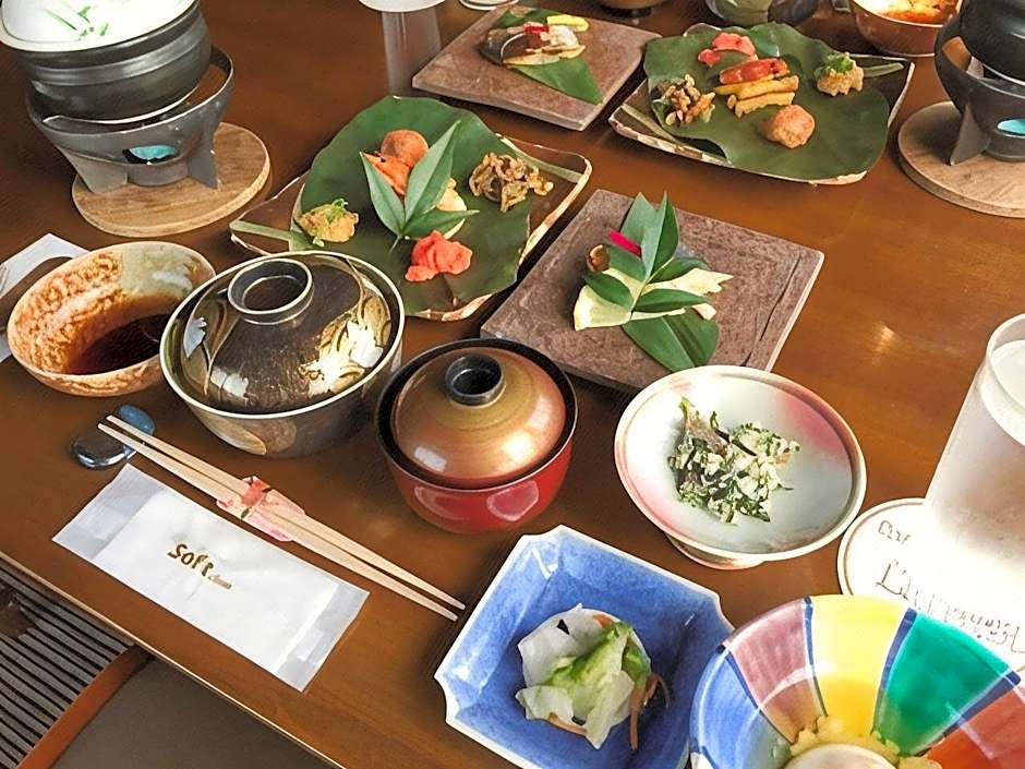 Yufuin Onsen Kishokaiuntei Muzinzo
