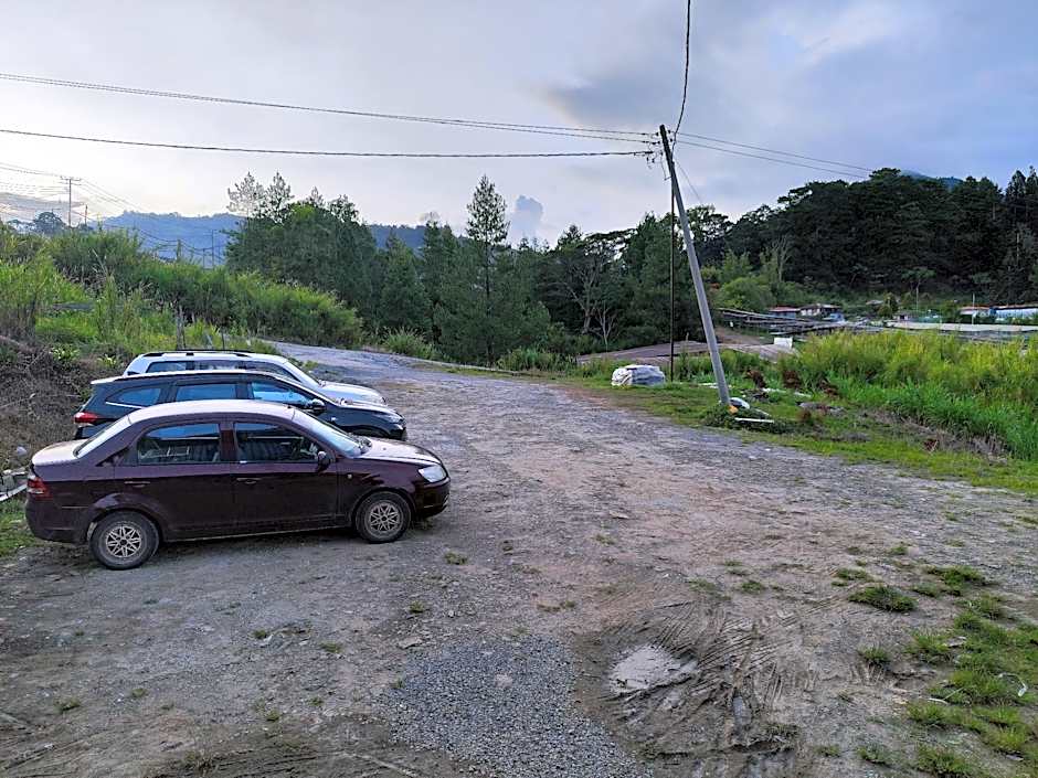 Blue Mountain Lodge Kundasang