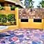 Bella Sirena 305-A - Elegant Oceanview Condo on Beachfront Resort