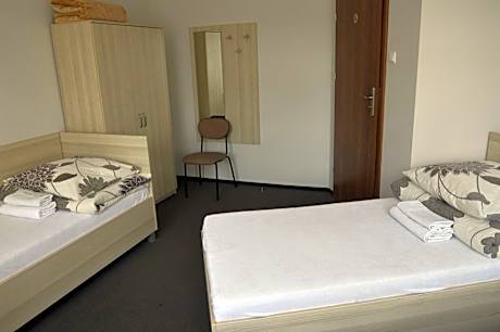 Triple Room with Shared Bathroom