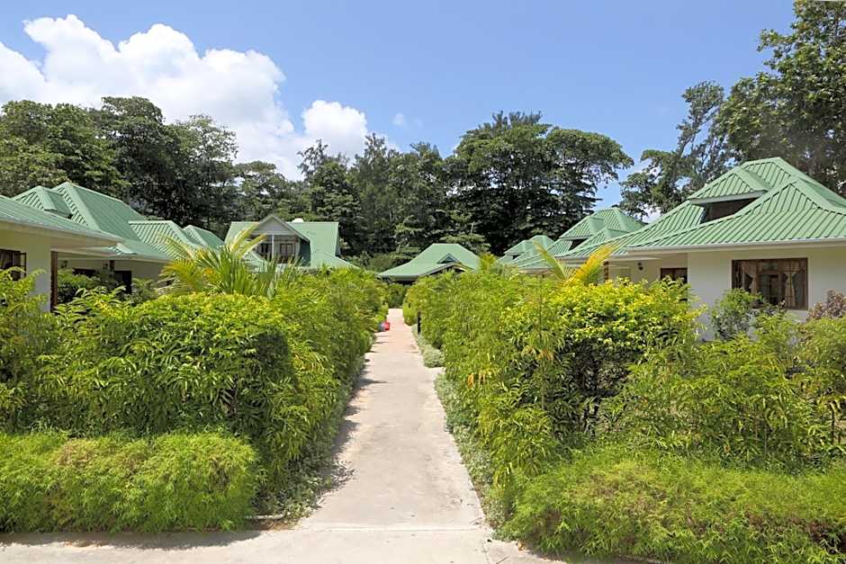 Le Surmer Self Catering Chalets