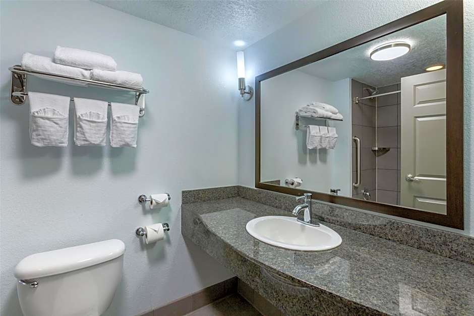 Best Western Plus Gallup Inn & Suites