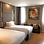 Sri U-Thong Grand Hotel