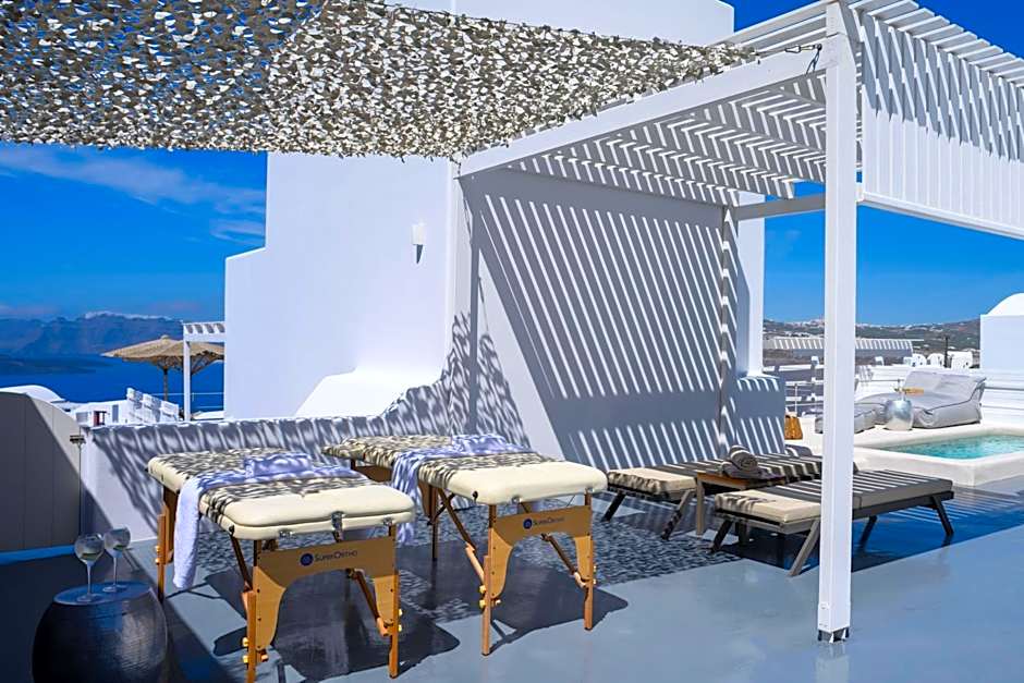 CAPE 9 Villas & Suites