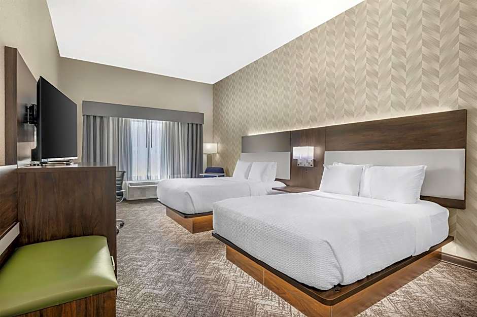 Best Western Plus Parkside Inn & Suites