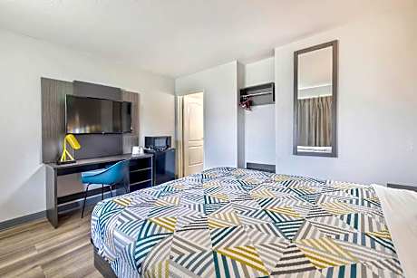 Double Room - Disability Access - Roll In Shower