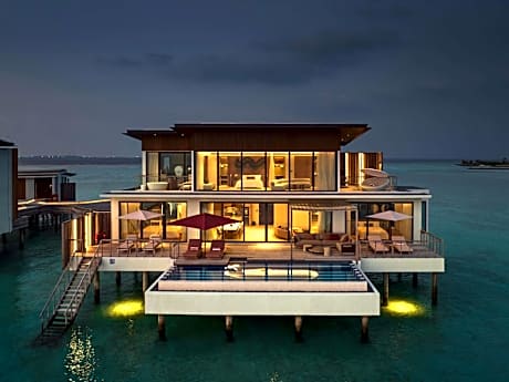 Three-Bedroom Ocean Water Pool Atelier