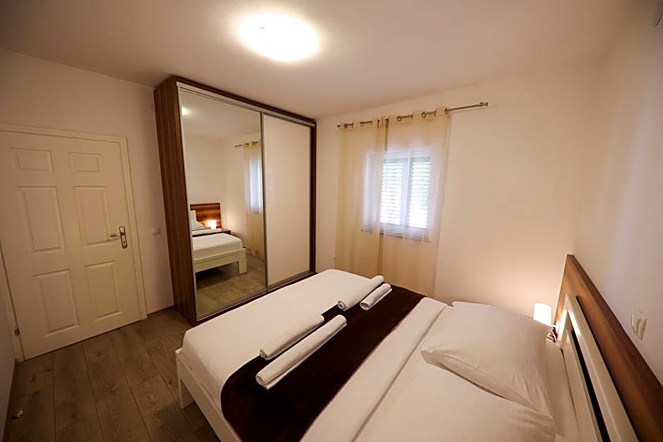 Photo 1 of 6 of Suite, Terrace