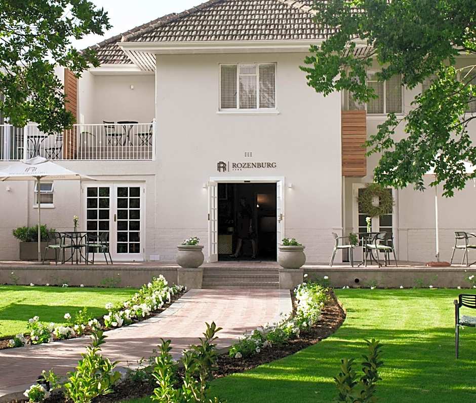 Rozenburg Guest House