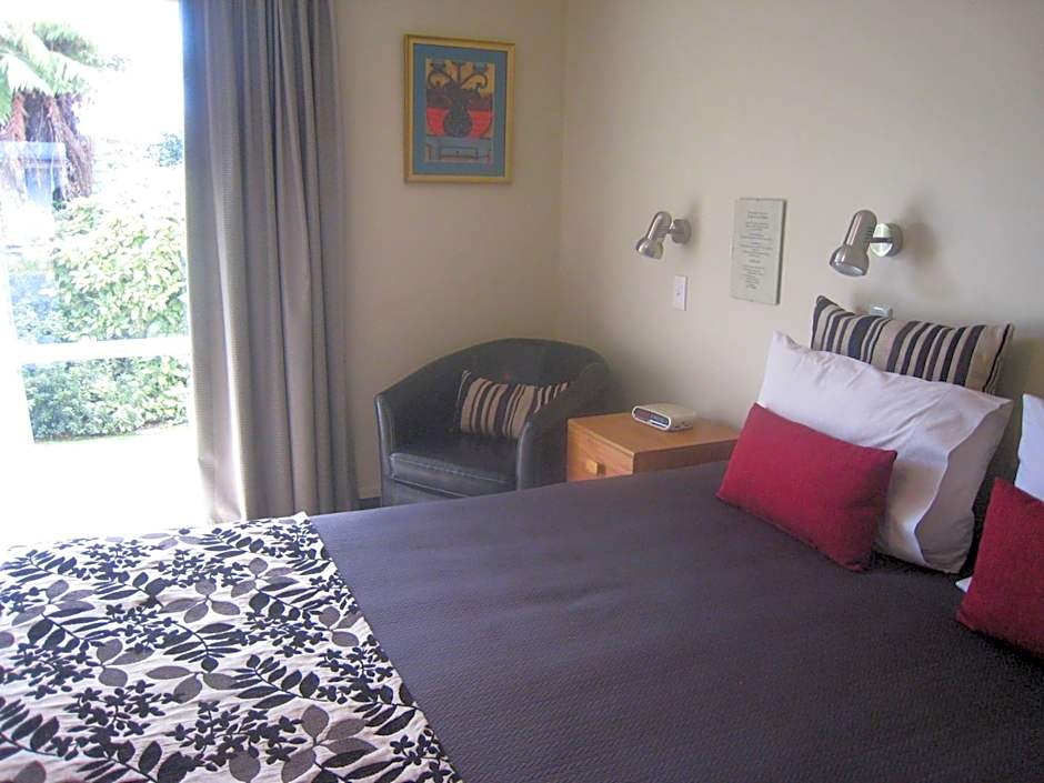 Buller Court on Palmerston