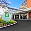Holiday Inn Oakville Centre By IHG