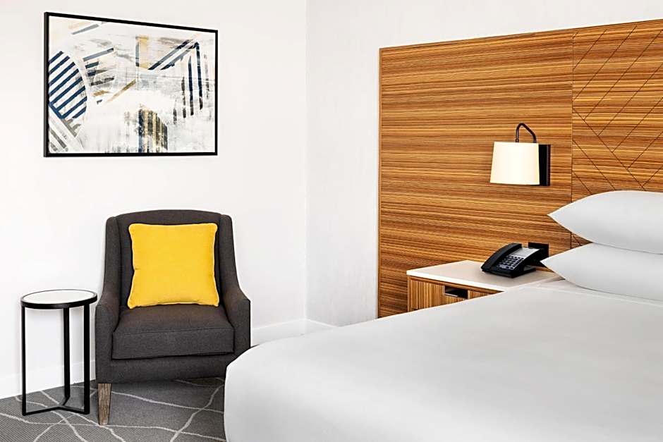 Delta Hotels by Marriott Grande Prairie Airport