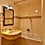 Ariston & Ariston Patio Hotel