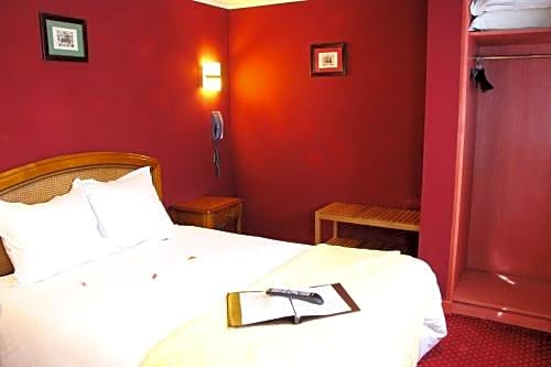 Hôtel Restaurant La Cigogne