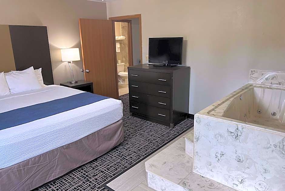 Days Inn by Wyndham Grove