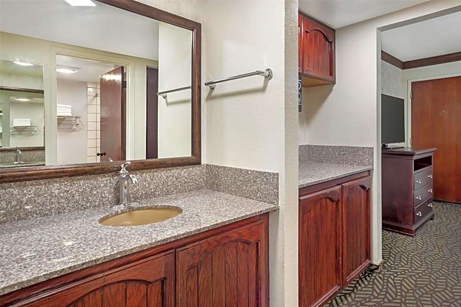 Best Western Plus Yosemite Gateway Inn