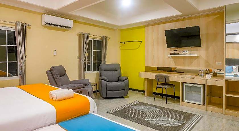 Sans Hotel City Park Medoho Semarang