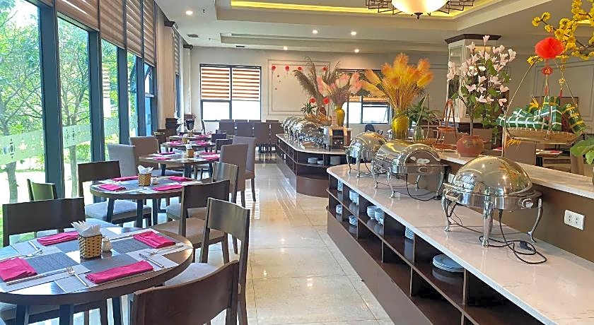 Muong Thanh Con Cuong Hotel