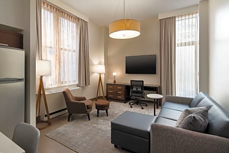 East Side Story Suite, 1 Bedroom Penthouse Suite, 1 King, Sofa bed, City view, Corner room