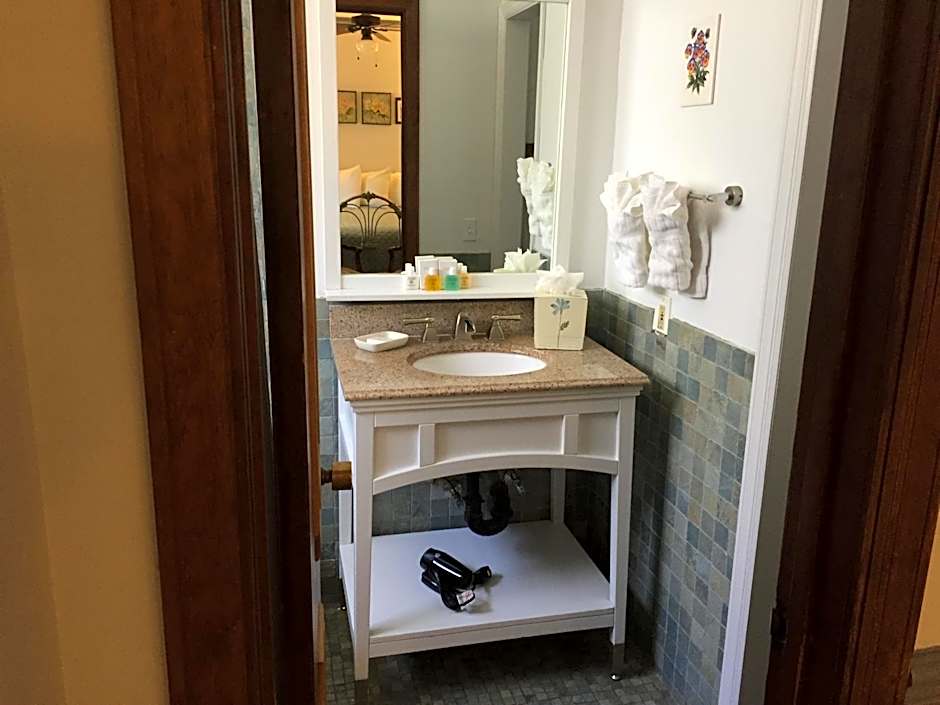 Catalina Island Seacrest Inn