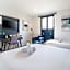 Motel 10