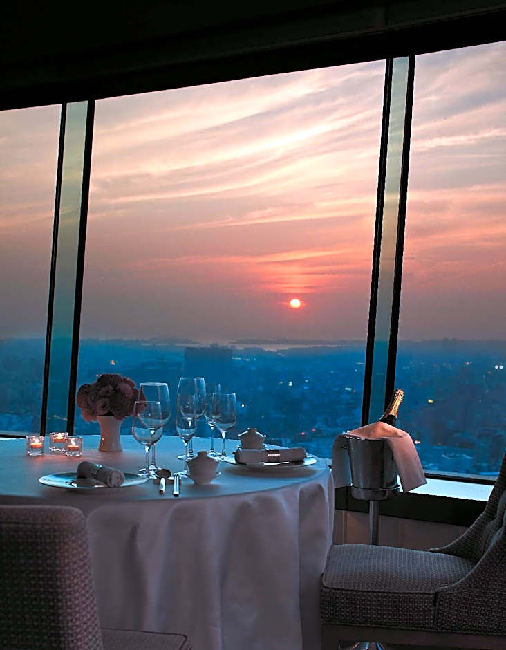 Shangri-La's Far Eastern Plaza Hotel, Tainan