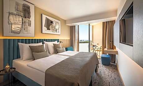 Superior Double Room with Seaside Balcony