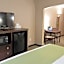 FairBridge Inn & Suites DuPont