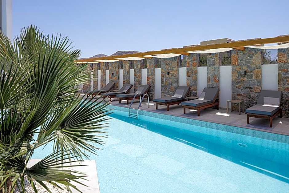 Golden Bay Boutique Hotel & Bungalows