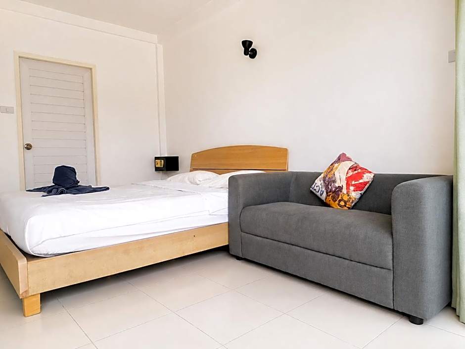 K2 Seaside Suites